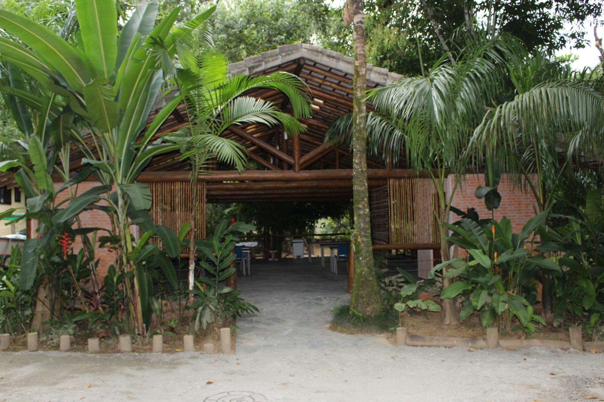 Hotel Pousada Canto Verde Boiçucanga Exterior foto